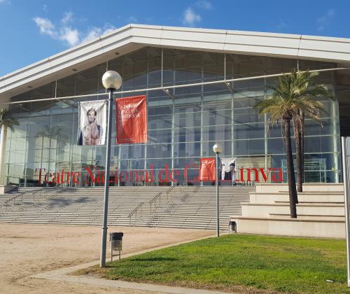 Jóvenes Adsis visitan el TNC